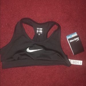 Youth medium Nike sports bra